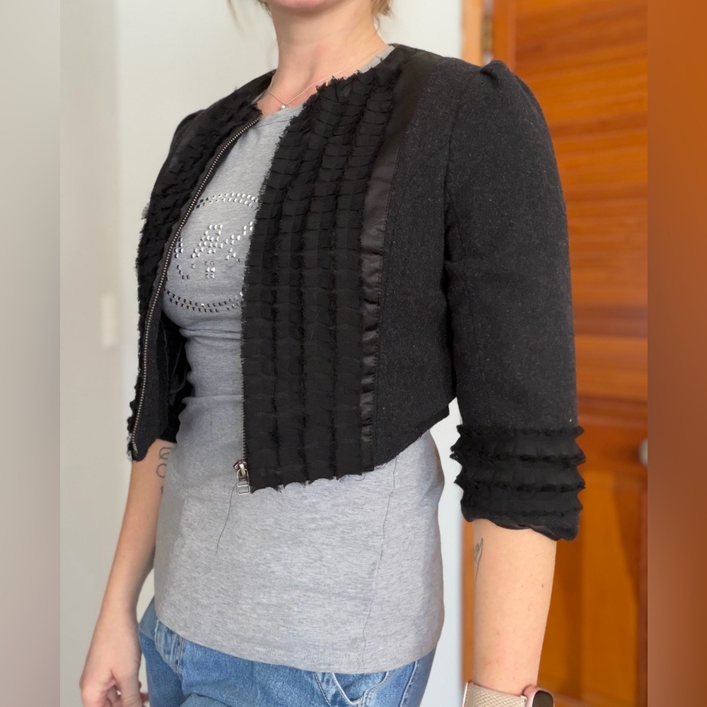 Elegant Black Cropped Jacket